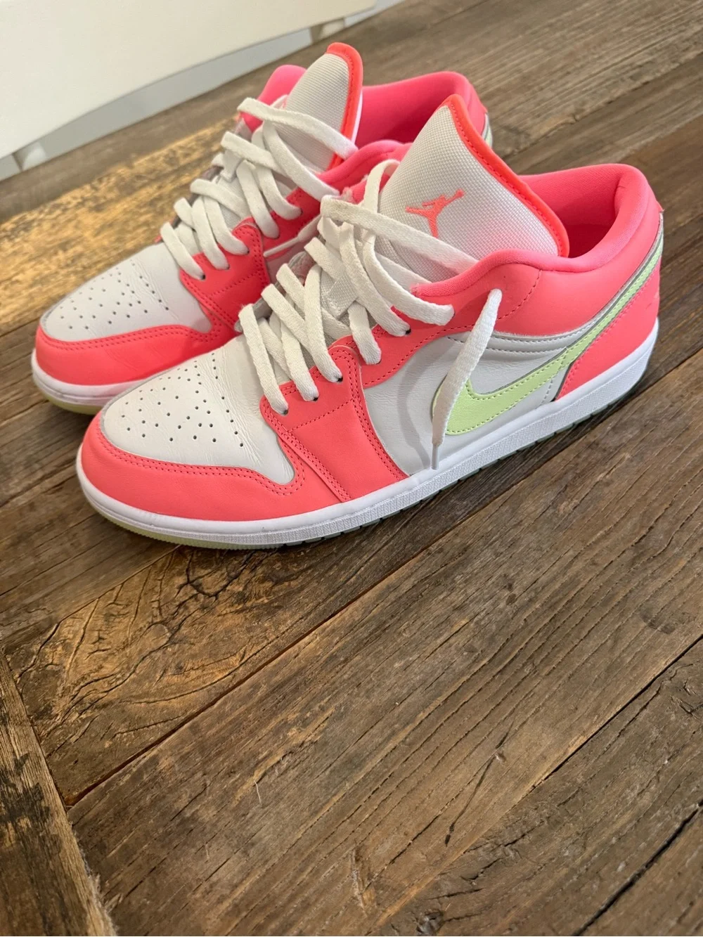 Nike Air Jordan 1 Low SE 